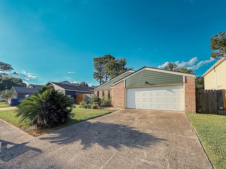 3306 Hunterwood Dr — Photo 29