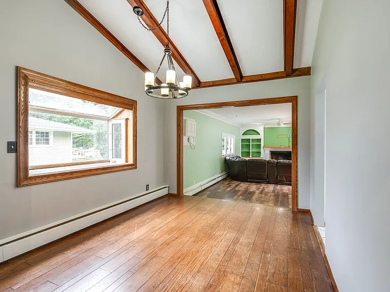 381 Hickory Hill Rd — Photo 5