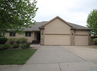 504 E Prairie Sage St, Brandon, SD 57005