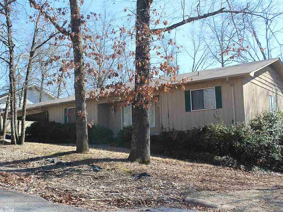 1st image of 215 Pebble Beach Dr