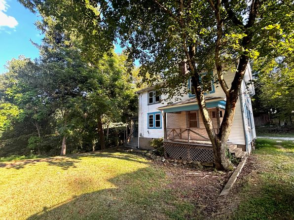 3958 Mount Royal Blvd