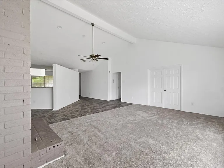 8203 Lone Quail Dr — Photo 10