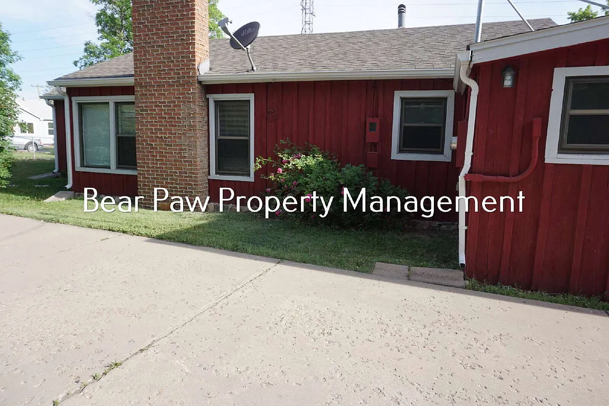 Building Photo - 960 Loveland St #B