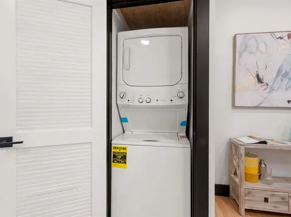 391 Central Avenue image 16 of 25