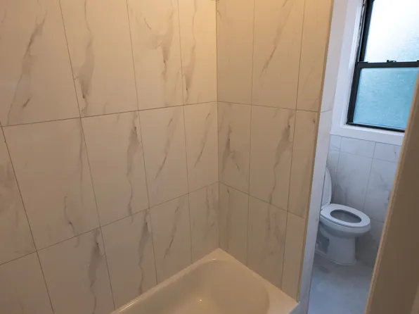 9728 Flatlands Avenue image 39 of 40