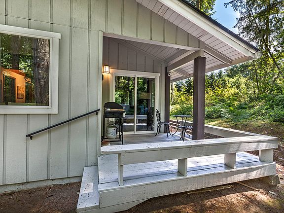 4th image of 11116 Juniper Pl