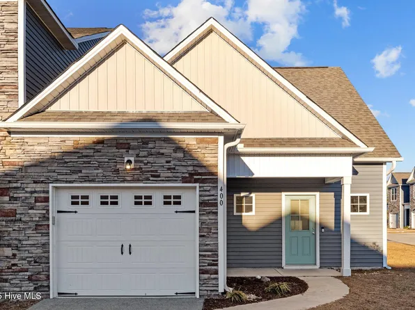 400 Guppy Loop Road, Sneads Ferry, NC 28460