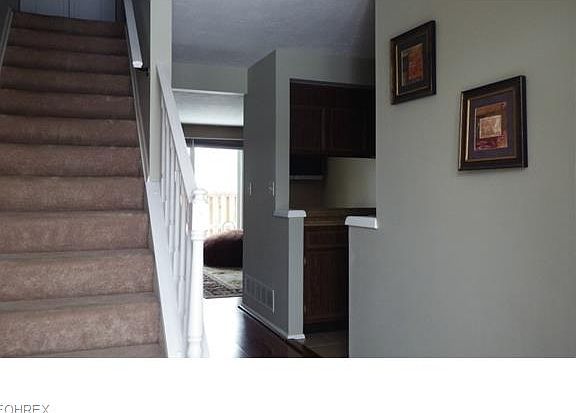 3rd image of 9672 E Idlewood Dr