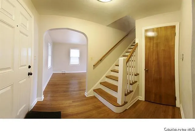 545 Williams St — Photo 3