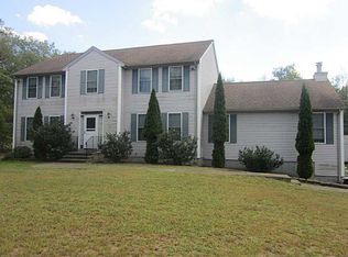 30 Division Rd, West Greenwich, RI 02817