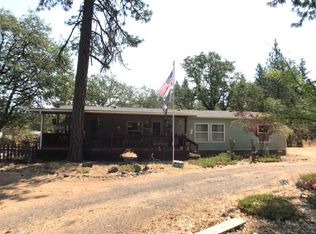 289 Drake Rd, Shady Cove, OR 97539