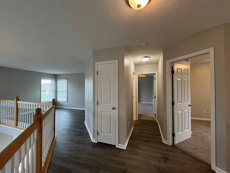6653 Scioto Pkwy — Photo 10