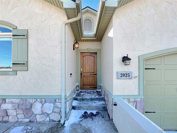 2nd image of 2025 81st Avenue Court
