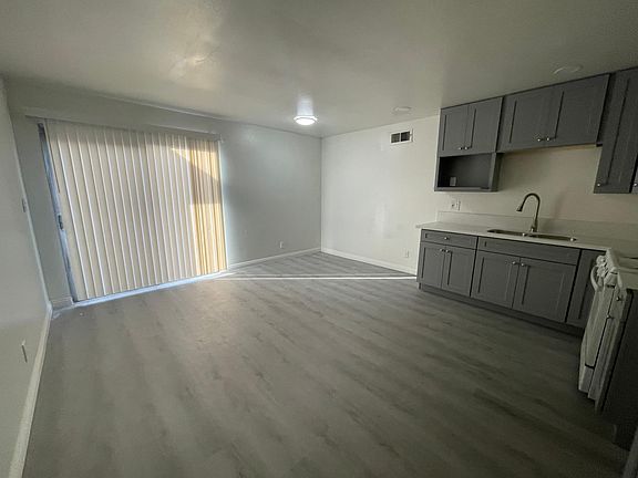 2nd image of 1816 Aileron Ave
