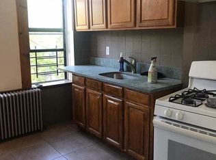 1673 Madison St #3R, Ridgewood, NY 11385