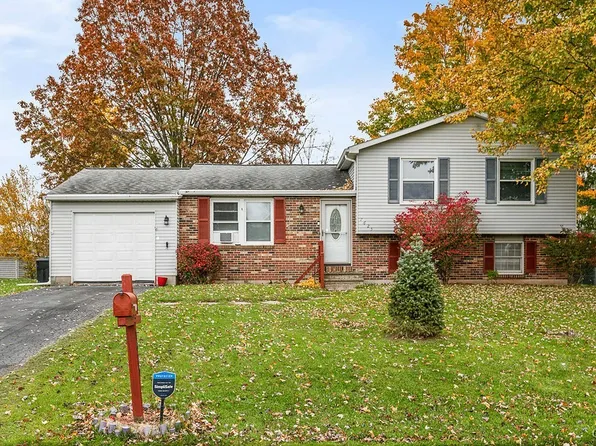 7625 Winterhaven Dr, Liverpool, NY 13088