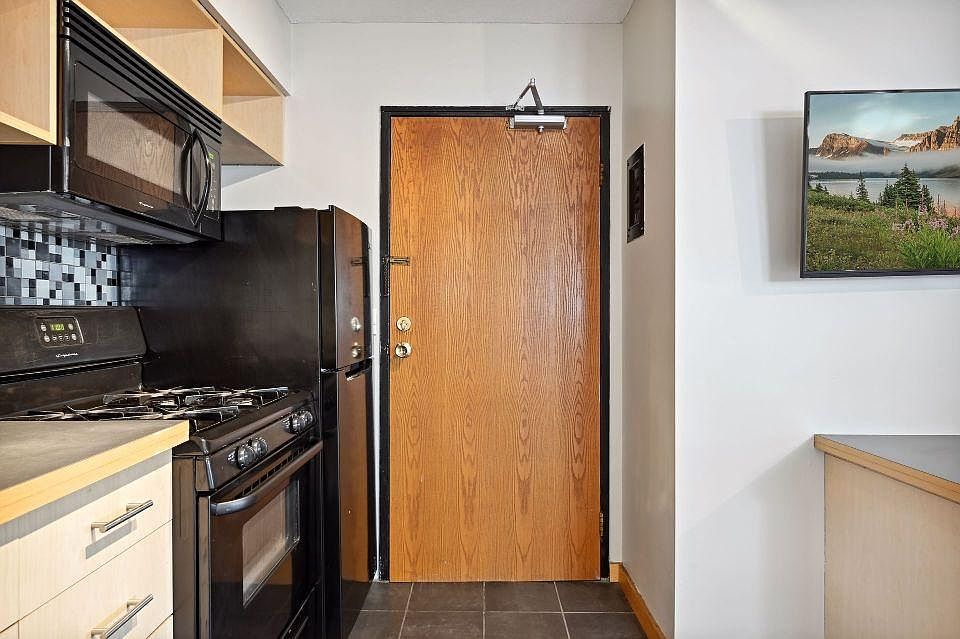 1st image of 3140 Minnehaha Ave #E39c54d4d