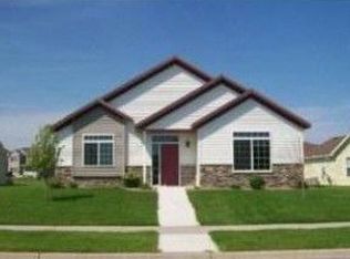 1745 Knottingham Dr, Sartell, MN 56377
