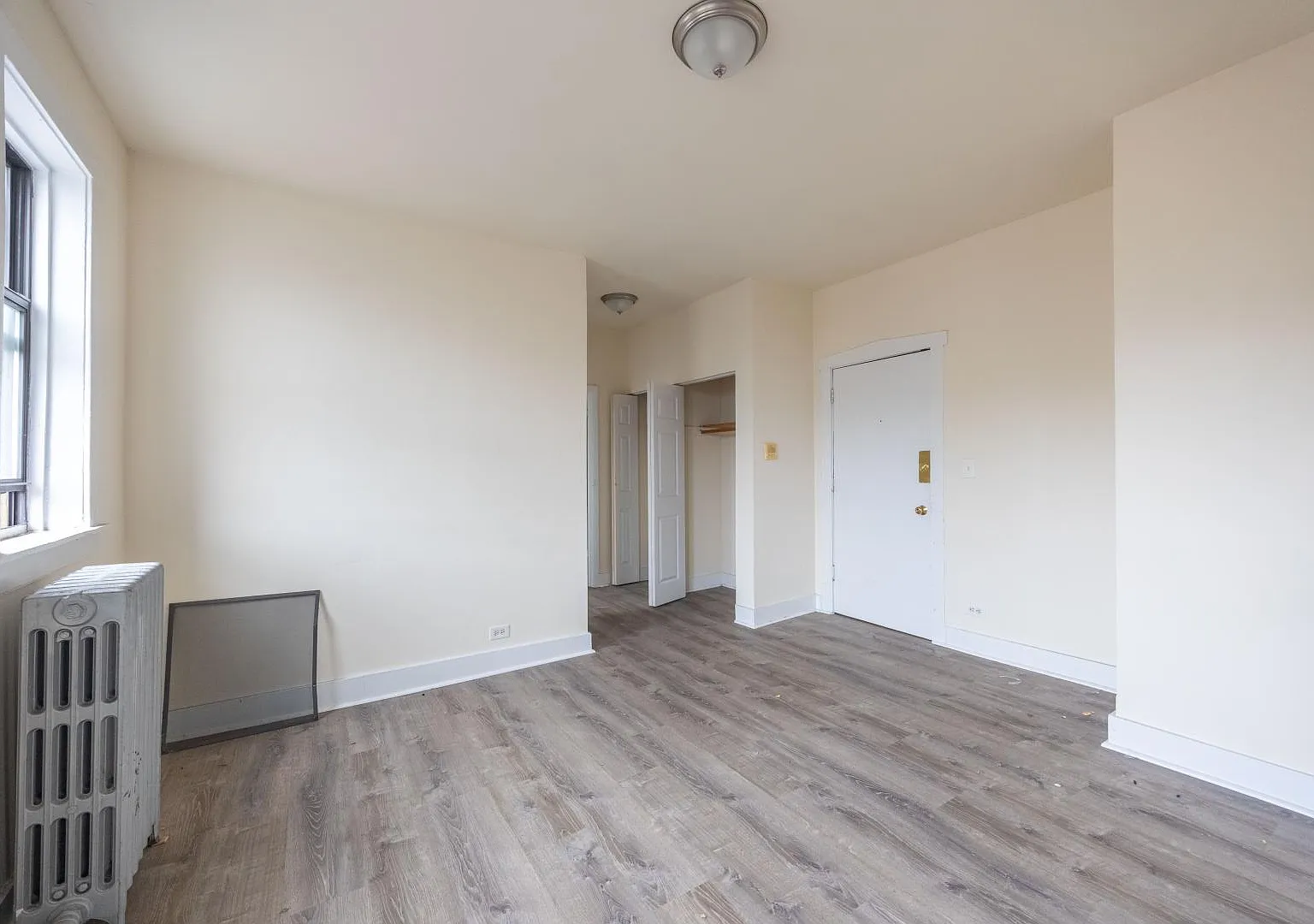 1536 N Kedzie Ave — Photo 4