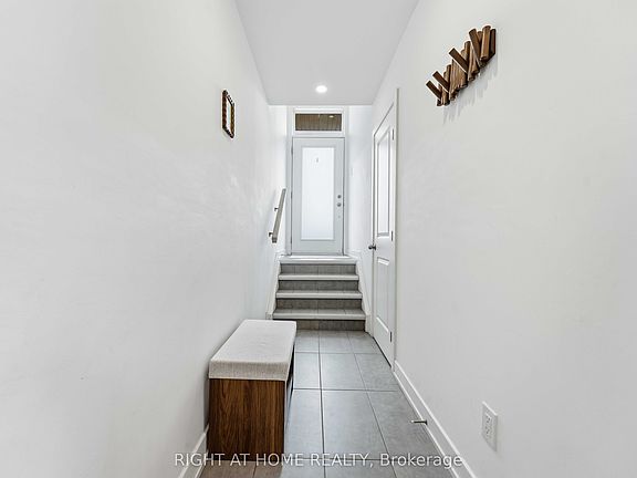 4th image of 55 Overberg Way #D