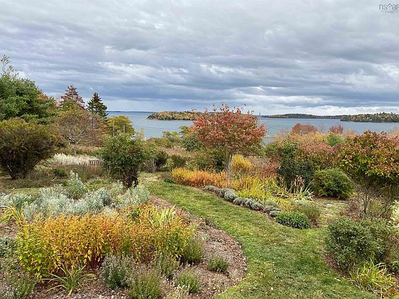 4th image of 400 Maders Cove Rd