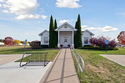 Lakeview Estates on Lawndale Photo 1