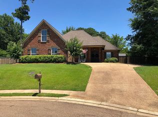 566 Turtle Ln, Brandon, MS 39047