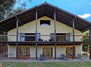 19722 Grand View Dr, Topanga, CA 90290