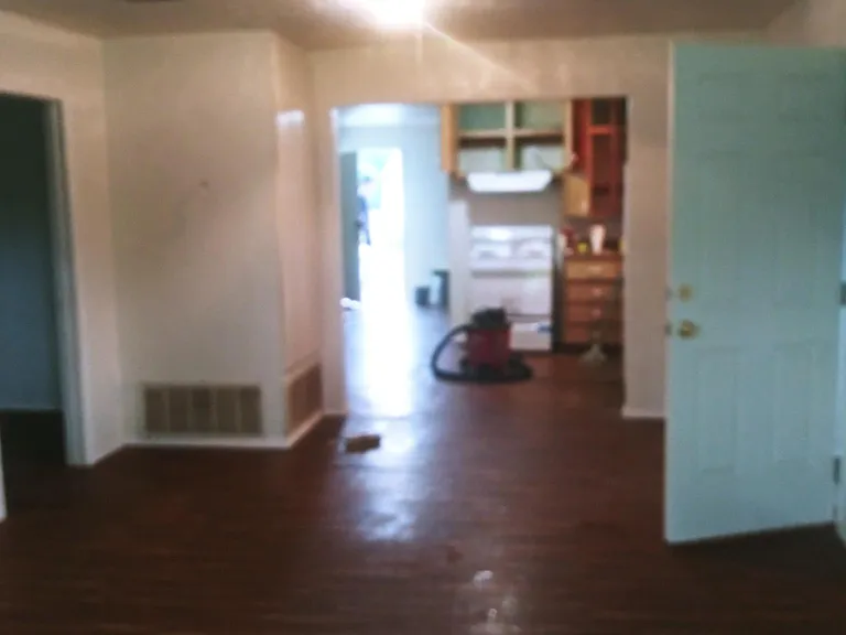 1501 NW Williams Ave — Photo 7