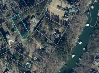 6004 Shadburn Ferry Rd, Buford, GA 30518