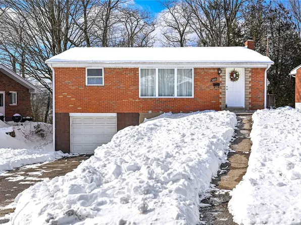 388 Collins Dr, Pittsburgh, PA 15235