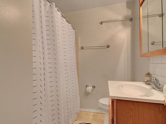 5th image of 44 Rose Of Sharon Dr Unit 44