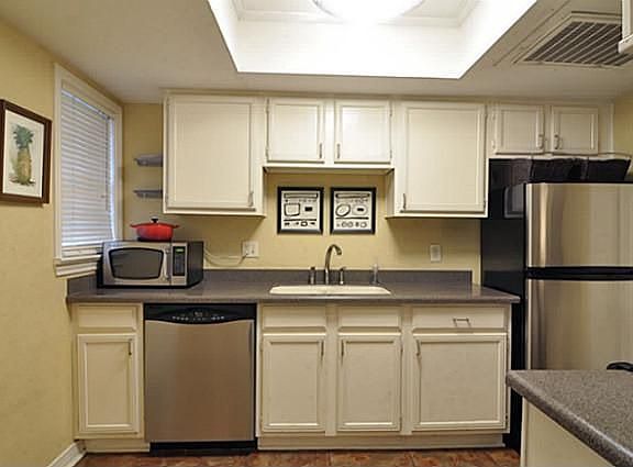 2nd image of 6429 Oriole Dr #6429