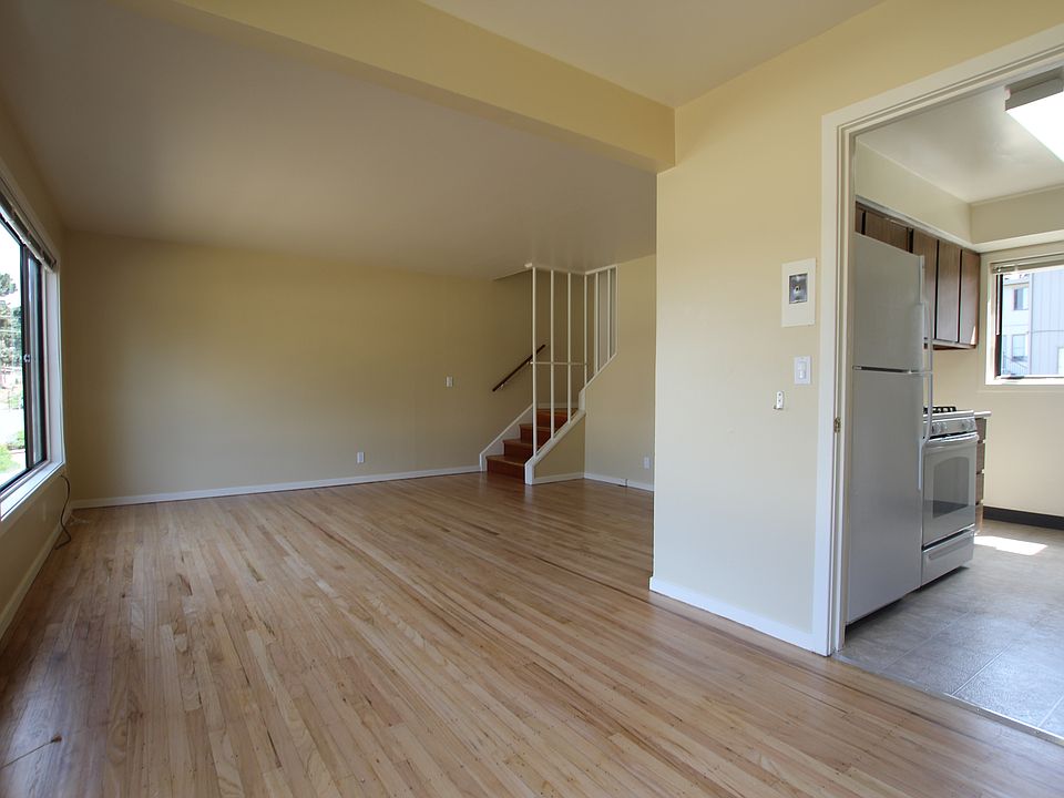 1st image of 1529 Pershing Dr APT A