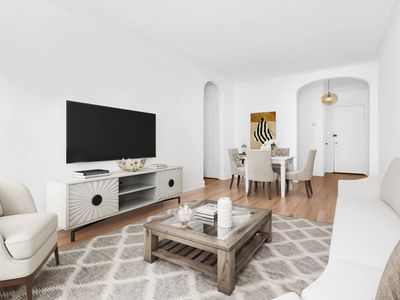 320 E 83rd St APT 4B, Manhattan, NY, 10028