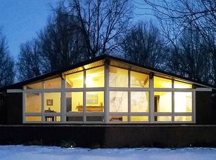 2965 W River Rd, Grand Island, NY 14072