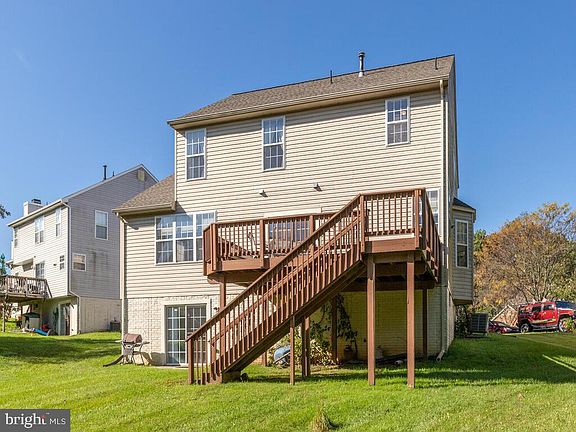 5th image of 7007 Sequoia Pl