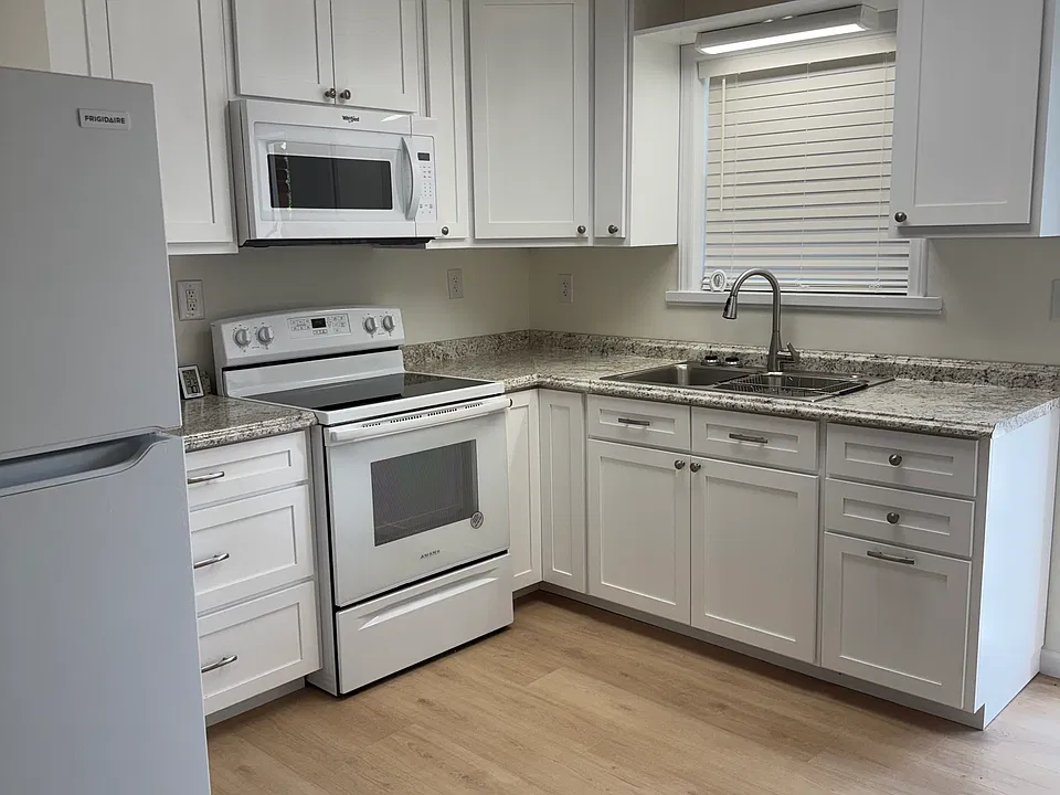 770 Drexel Rd #3