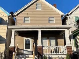 221 Moffat St, Carnegie, PA 15106