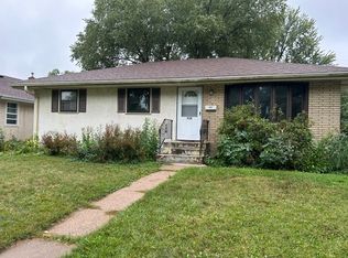720 Iowa Ave E, Saint Paul, MN 55106