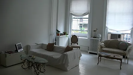 Rented by Metro Loft Management