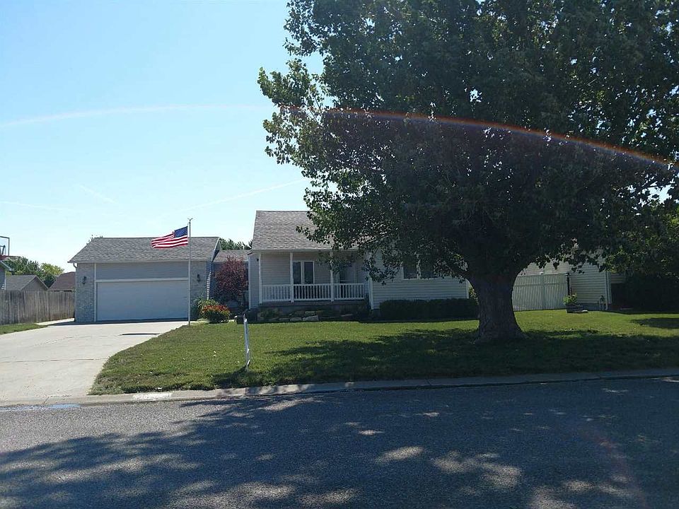 1st image of 409 Runyan Ave