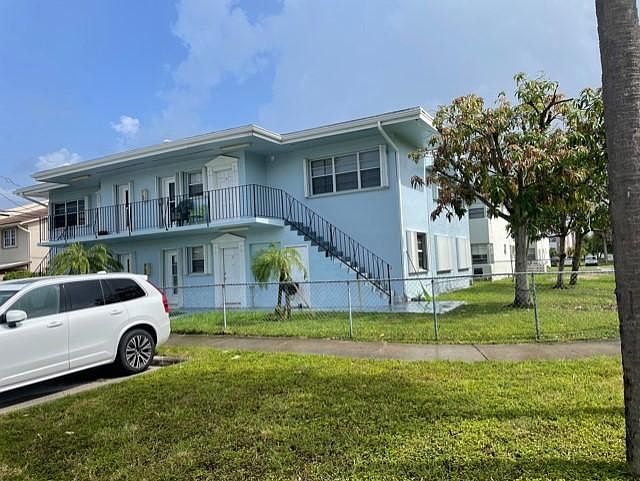 2nd image of 1800 NE 170th St #4