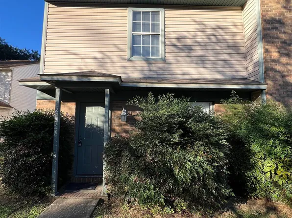 2677 Tess Cir, Tallahassee, FL 32304