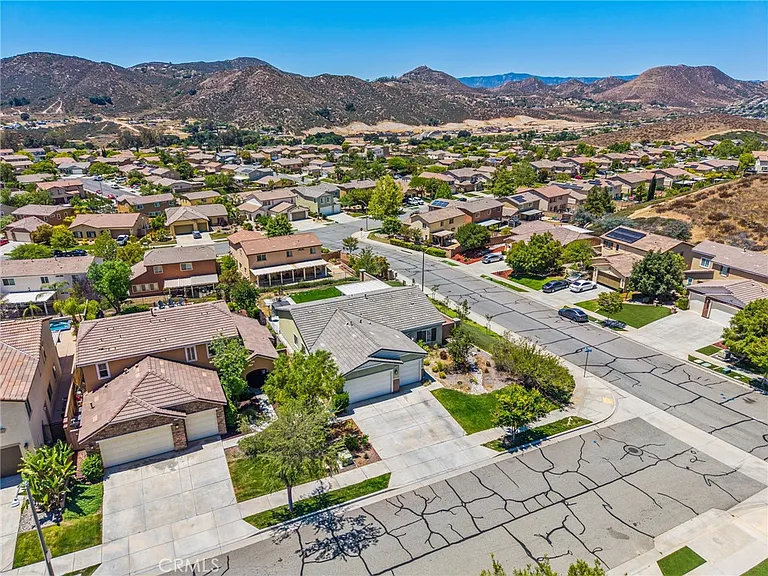 34131 Ambrosia Ct — Photo 41