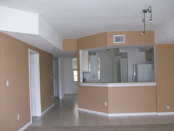 3rd image of 755 SW 148th Ave APT 1108