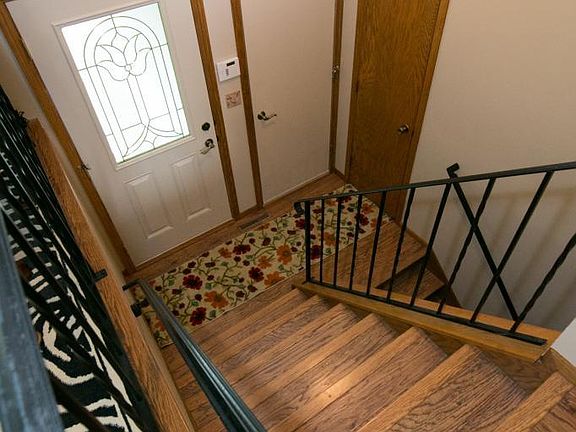 4th image of 1298 130th Ln NE
