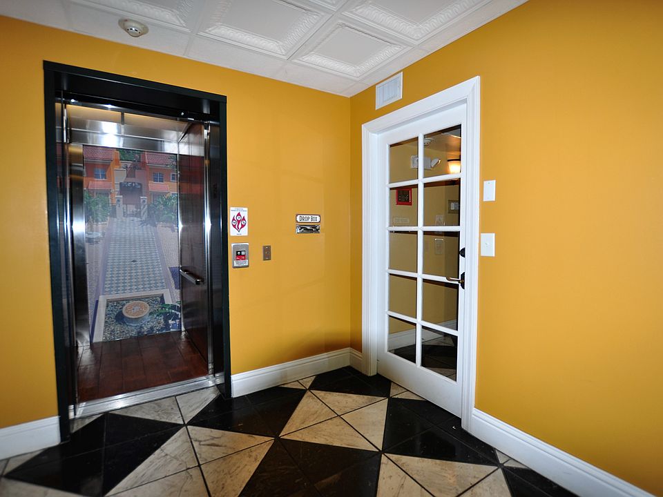 1st image of 100 4th Ave S APT 406