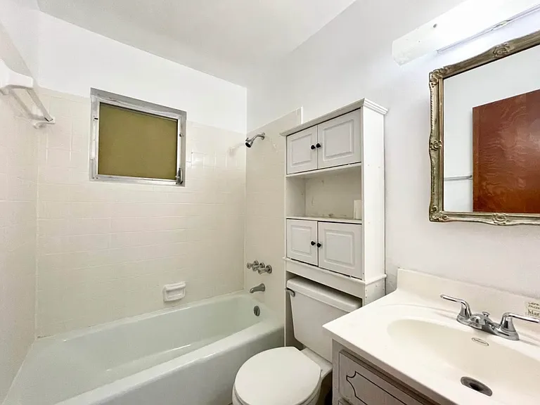 1474 Kerry Dr — Photo 8