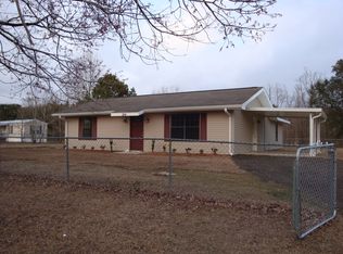 254 Holcomb Carroll Rd., Carriere, MS 39426